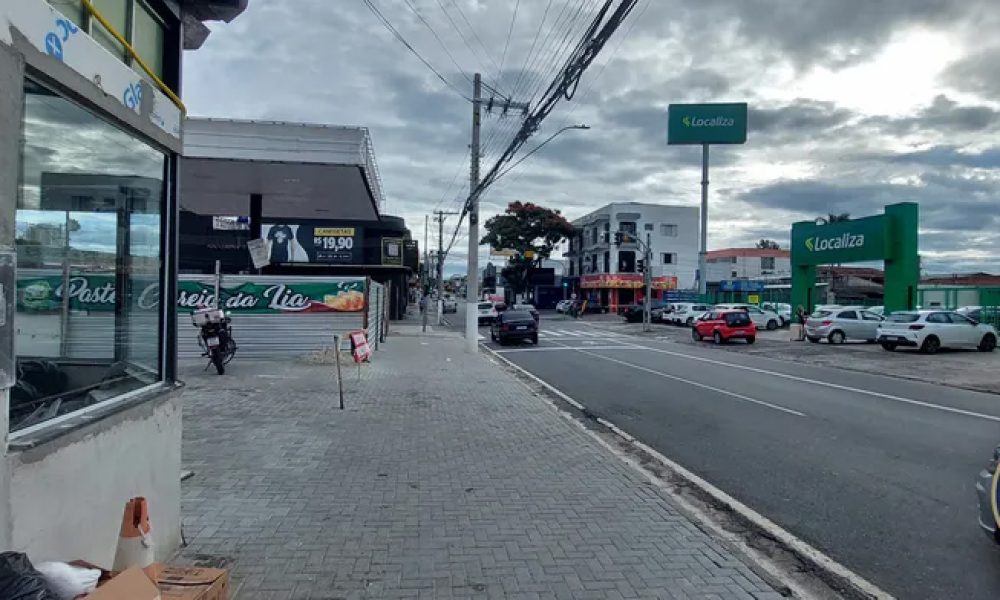 Ponto Comercial na Avenida Siqueira Campos_ 1_ Jard